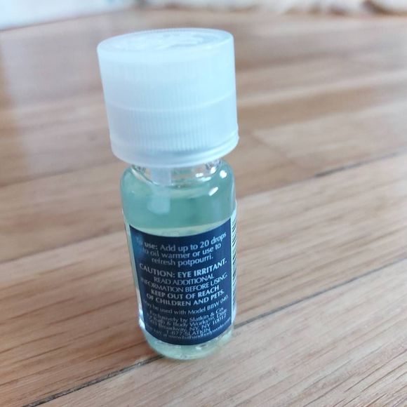 Bath & Body Works Signature Collection Home Fragrance Oil Moonlight Path NWOT - Picture 2 of 2